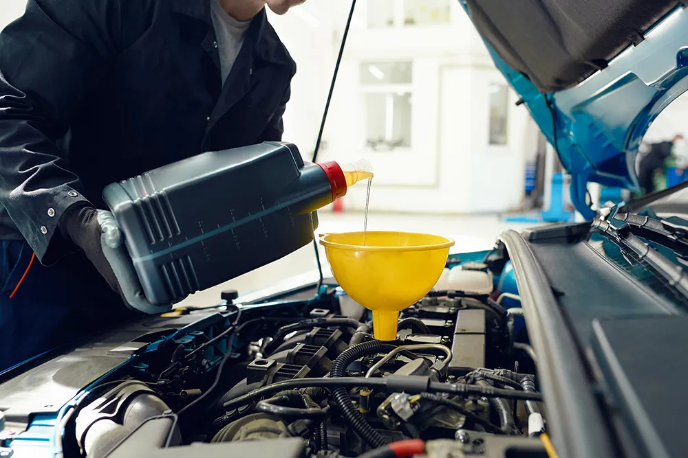 The Lifeline of Your Engine: Unleashing the Benefits of Regular Oil Changes